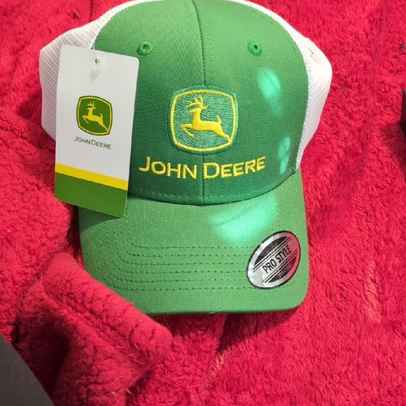 John Deere Other - John Deere Green and White Trucker Hat
